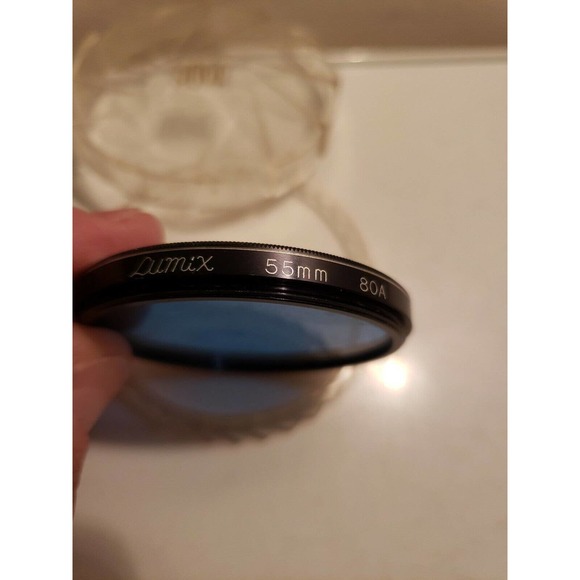 Lumix 55mm 80A Blue Filter, Made in Japan, w/plastic case - Picture 1 of 3